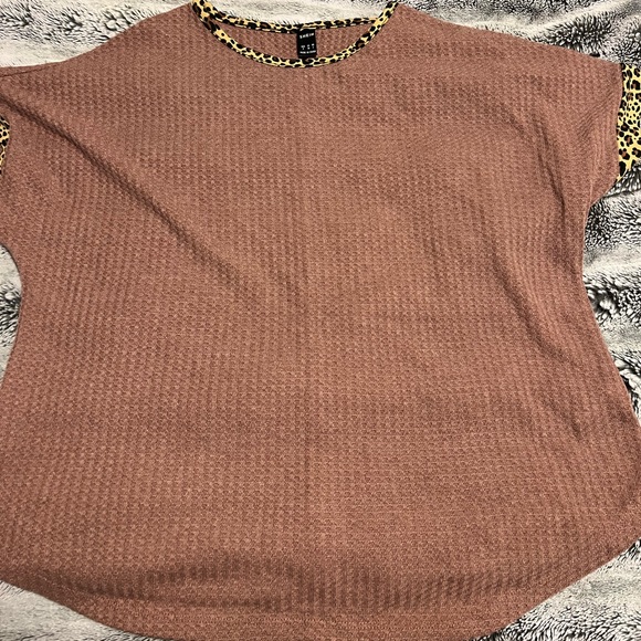 SHEIN Maternity Shirt - Picture 1 of 2